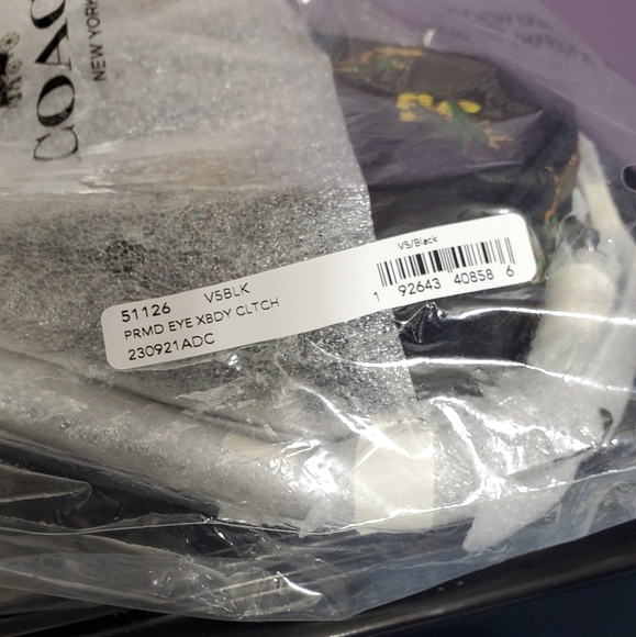 Coach Sadie Crossbody Clutch/ pyramid eye - Picture 5 of 11